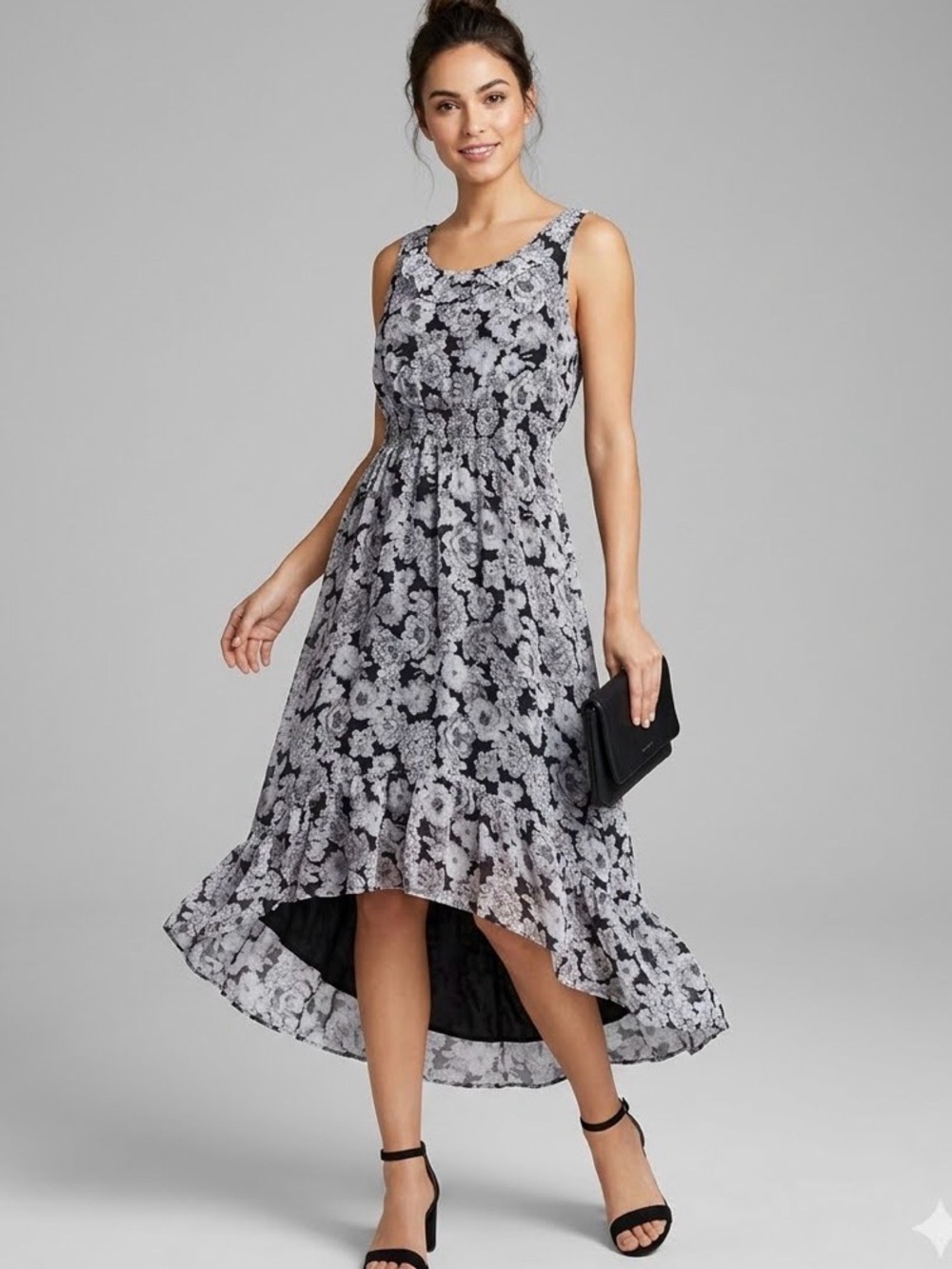 Romy Floral Black and White Pattern High Low Maxi Dress sz Small EUC